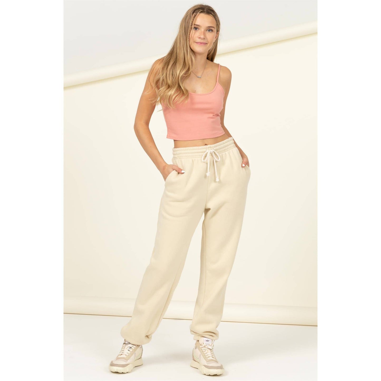 DZ22C818-Cropped Cami Top