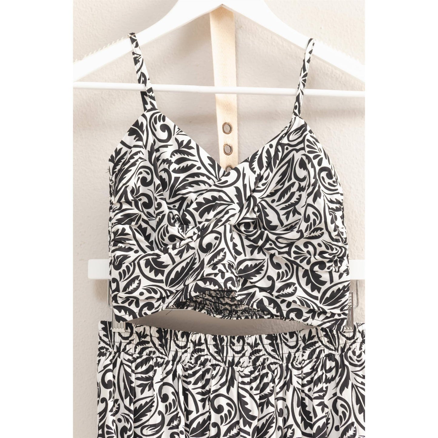 HF24C765-SET-Paisley Cami Top And Tiered Skirt Set