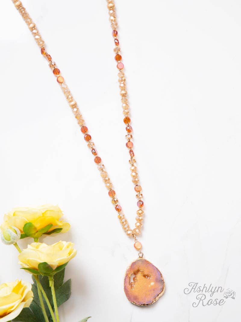 Glittering Geode Beaded Necklace with Stone Pendant