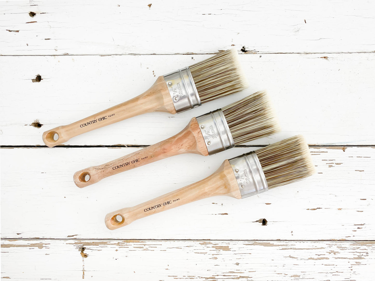 Oval Paint Brush-Synthetic Bristles for Smooth Application: Small