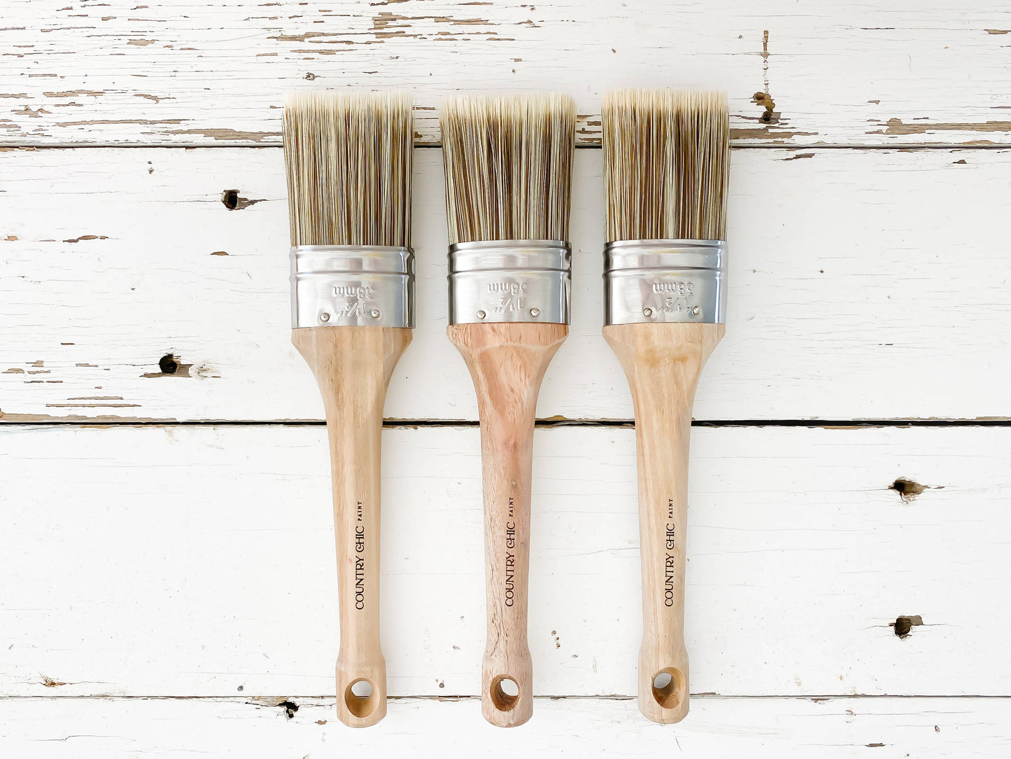 Oval Paint Brush-Synthetic Bristles for Smooth Application: Small